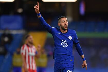 Hakim Ziyech tiene poca continuidad en Chelsea; el marroquí busca una salida y PSG lo quiere