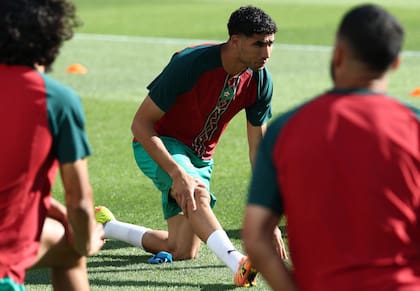 Hakimi, símbolo de Marruecos, fue reprobado por hinchas escoceses: irá a juicio por violación (Photo by FRANCK FIFE / AFP)