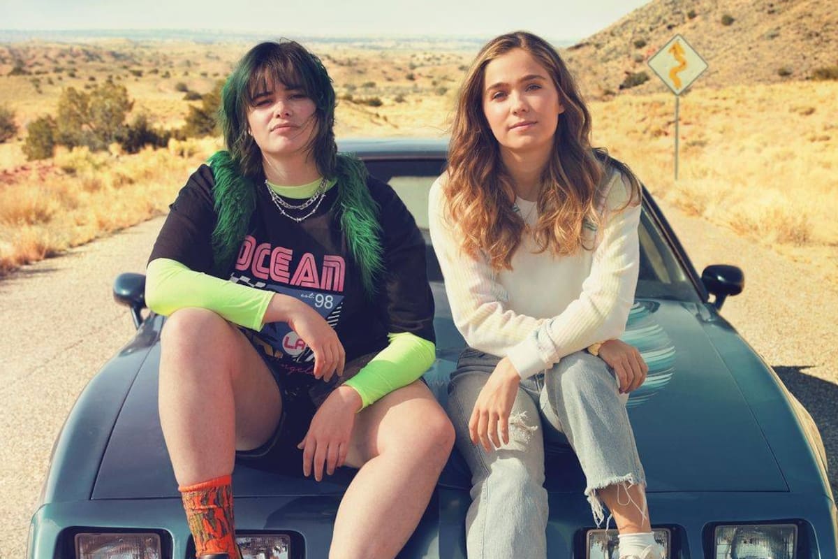 Haley Lu Richardson, gran talento, aquí secundada a la perfección por Barbie Ferreira