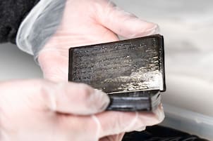 Encontraron el “diario íntimo” que un comerciante olvidó en un antiguo baño de Alemania