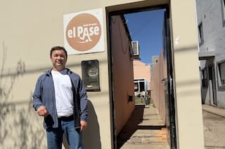 La historia del hombre que fundó una fábrica de pelotas para salvar a otros y salvarse a sí mismo