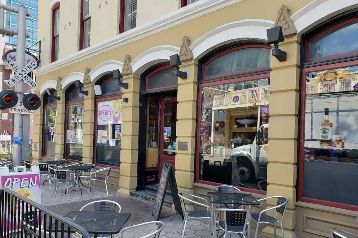 Hamburger Mary’s se encuentra en Orlando, Florida; el dueño aseguró que ha perdido clientes tras las nuevas legislaciones de Ron DeSantis