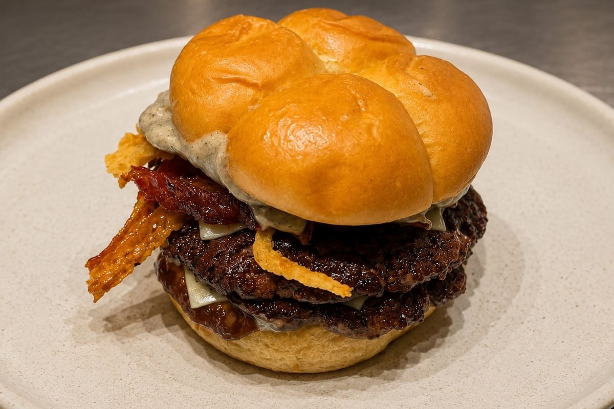 Hamburguesa con mayonesa de trufa y pan de L'ancienne de BR Burgers