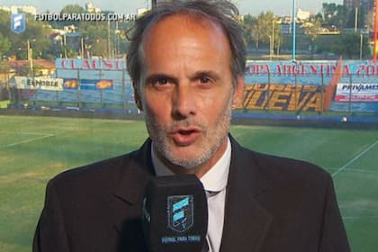 Hamilton durante la transmisión de Fútbol Para Todos