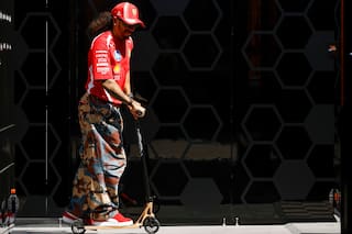 Hamilton llega segundo al GP de Barcelona y dice tener mejor 'mentalidad' con Ferrari