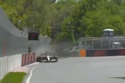 Hamilton perdió el control del Mercedes e impactó contra el cemento en los entrenamientos
