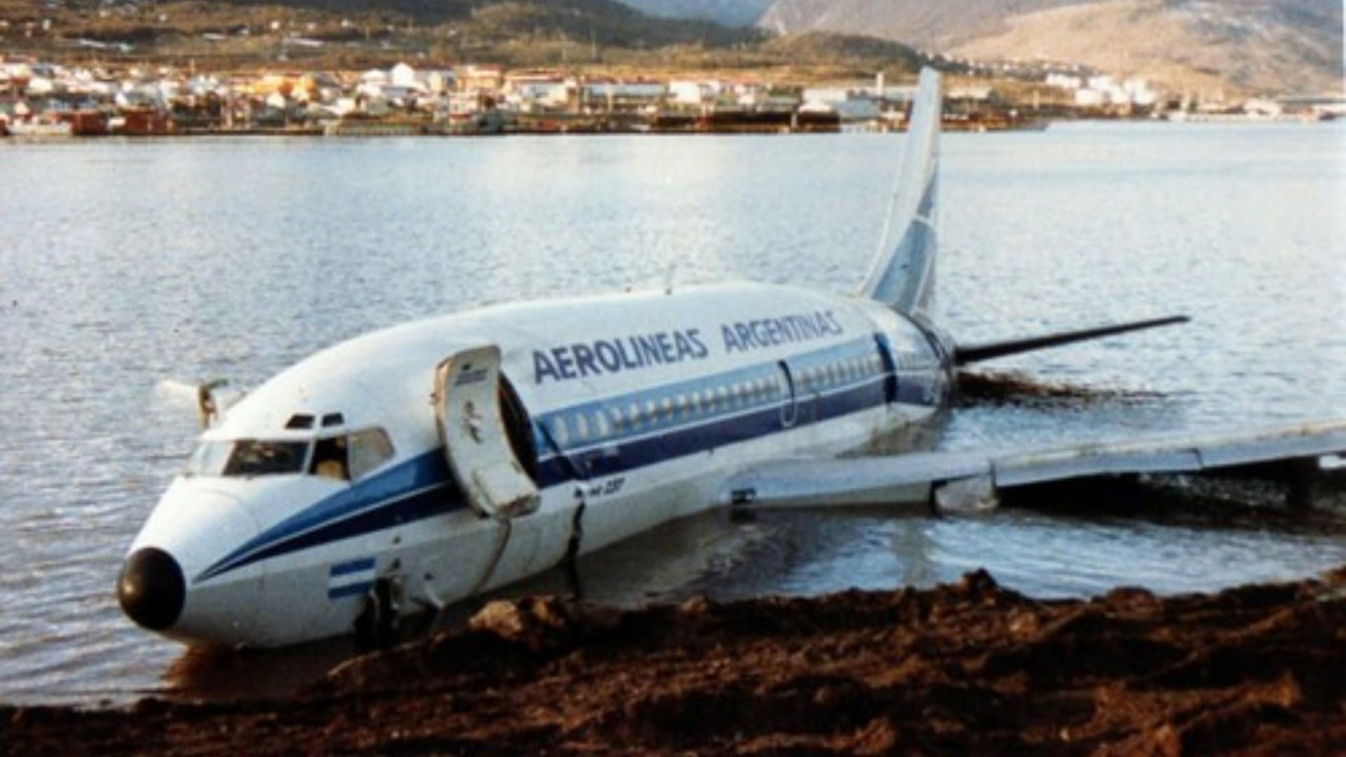 Han pasado casi 34 años desde el día en el que el vuelo AR 648 perdió el control. El incidente produjo muchos cambios de seguridad en ese aeropuerto.