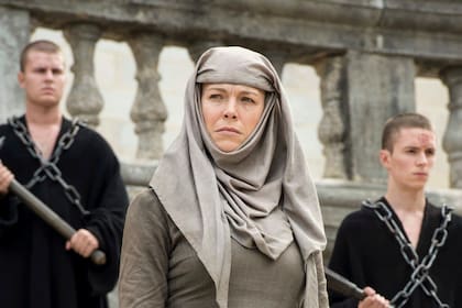 Hannah Waddingham, como la septa Unella en Game of Thrones