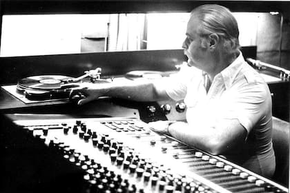 Hans Pedro Patzer, musicalizador de Atreverse