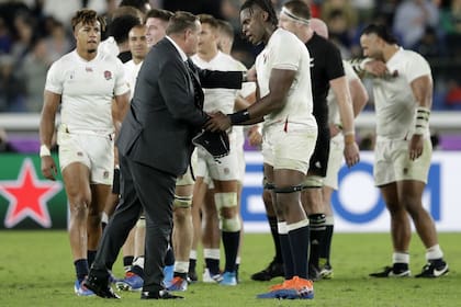 Hansen, un caballero: saludando a los ingleses, finalistas del Mundial