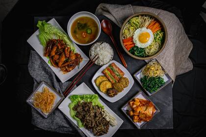 Hansik significa cocina coreana y su característica principal es la mezcla de sabores y orígenes