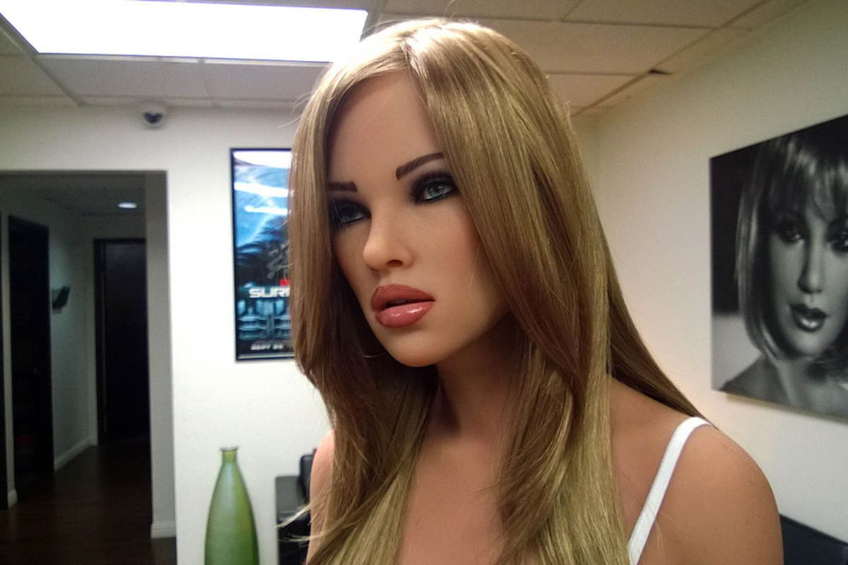 Harmony, un robot sexual creado por la firma Realrobitx, es una muñeca a tamaño real con un precio de 8000 a 10.000 dólares