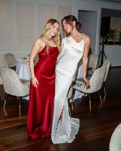 Harper y Victoria durante el festejo en el restaurante ubicado en Notting Hill.