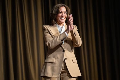 Harris evalúa que existe una ventana adecuada para convencer al electorado