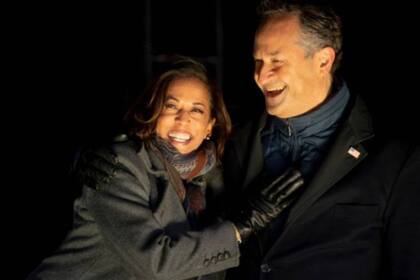 Harris mantiene una relación cercana con la familia de su marido