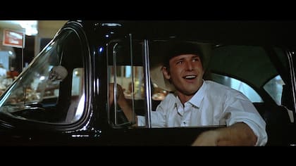 Harrison Ford en American Graffiti, de 1972, el film donde conoció al director George Lucas, quien le ofrecería algunos de los papeles más importantes de su carrera