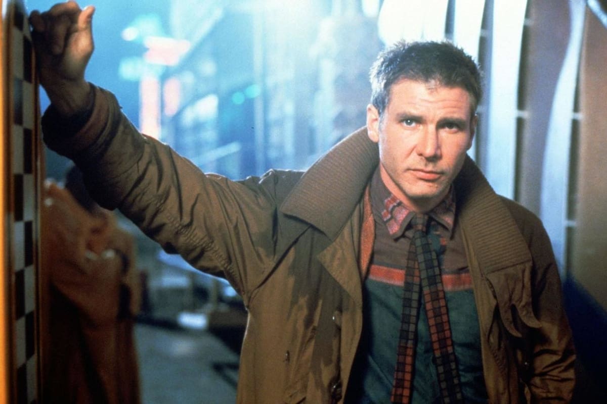 Harrison Ford tenía 40 años cuando se estrenó Blade Runner, en 1982