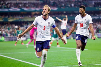Harry Kane convirtió el tercer gol de Inglaterra en el partido de octavos de final ante México