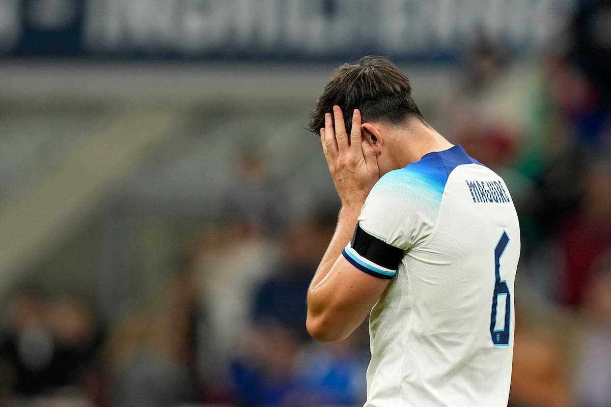Harry Maguire, de Manchester United, quedó marginado de la lista de 26 futbolistas de Inglaterra que disputarán la Eurocopa; "estoy devastado", publicó el defensor central.