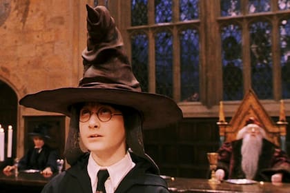 La película de Harry Potter y la piedra filosofal fue lanzada en 2001