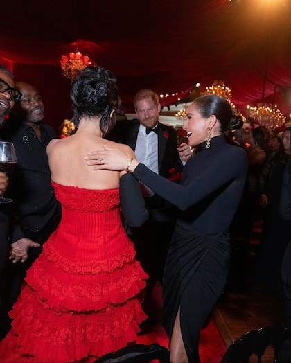 Harry y Meghan a puro baile
