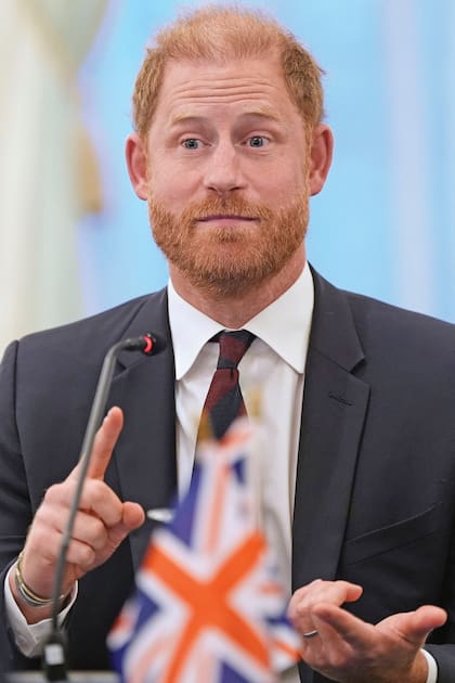 El miércoles 19, en Washington, Harry participó en una mesa redonda enfocada en el apoyo a los veteranos de guerra, pilar de su trabajo benéfico a través de los Juegos Invictus, la iniciativa que fundó en 2014
