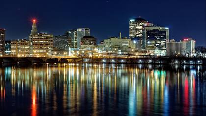 Hartford, Connecticut tiene una población de alrededor de 120.576 registradas en 2021