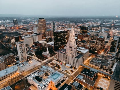 Hartford superó a Buffalo como la zona con mayor demanda debido a una crítica escasez de inventario y un rápido incremento en el valor de las propiedades