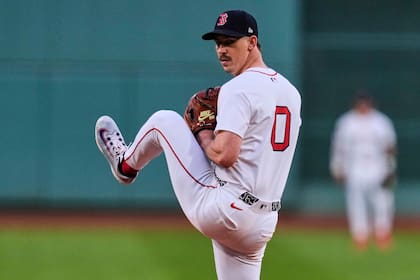 Harto de umpies robot, Walker Buehler busca otra oportunidad en las mayores con Filis