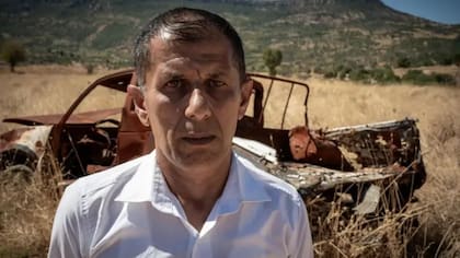 Hashem Shaker fue detenido por las fuerzas de seguridad kurdas y retenido durante ocho meses cuando presentó una denuncia tras sobrevivir a un ataque aéreo.