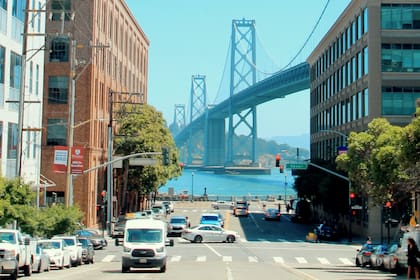 Hasta 1,5 millones de conductores en California podrán registrarse para la fase de pruebas