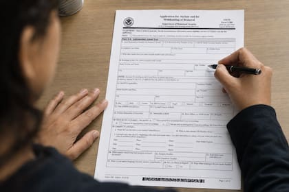 Hasta el 27 de agosto, los solicitantes podrán utilizar las versiones identificadas como 07/28/26 y 01/20/25