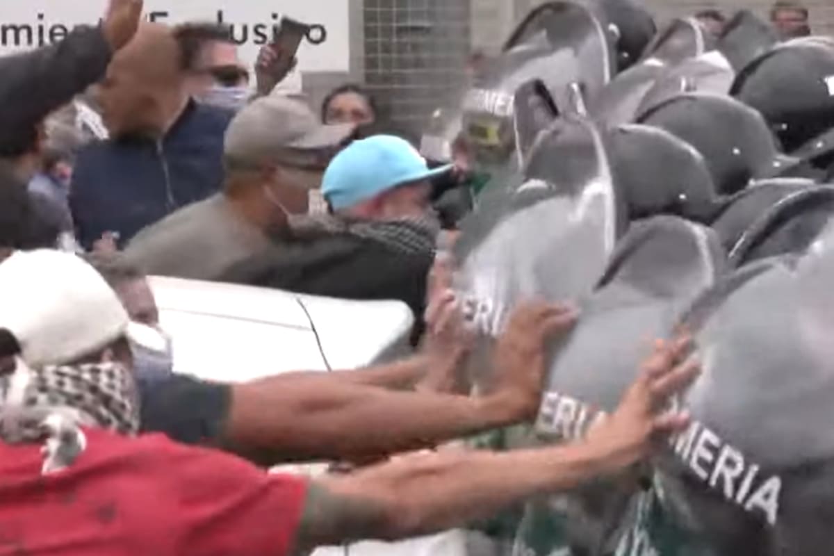 Hasta el avance de las fuerzas federales, el bloqueo duró más de media hora