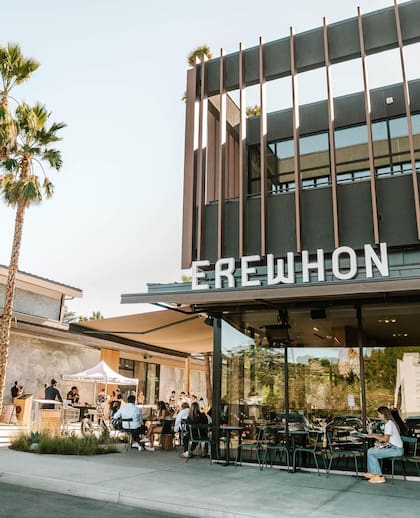 Hasta el momento, Erewhon no ha anunciado planes de abrir más sucursales fuera de California (Facebook/Erewhon)