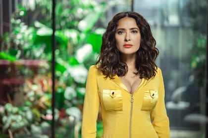 Hasta el momento no se ha revelado el papel que interpretará Salma Hayek en la popular serie de Netflix