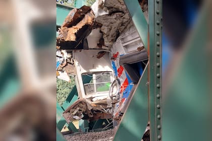 Hasta el momento, no se registraron víctimas fatales del accidente (Foto X @solotransito)