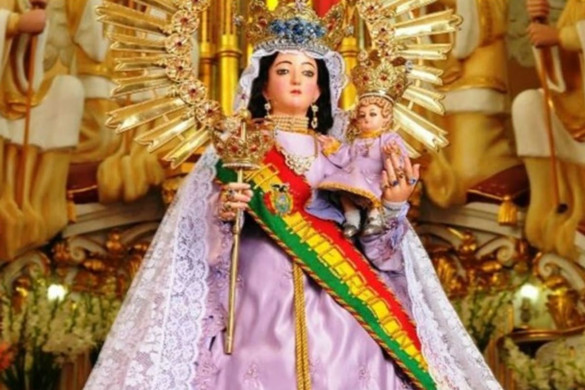 Hasta mañana continúan los festejos por el día de la Virgen de Urkupiña