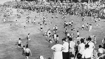 Hasta mediados del siglo XX era posible nadar en la porción del Río de la Plata que baña las costas de Buenos Aires