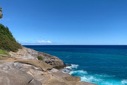 Hawai; turismo; mar; olas; acantilado; Spitting Cave