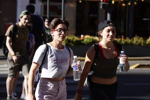 Hay alerta naranja por tormentas y roja por calor extremo para este jueves 27 de febrero: las provincias afectadas