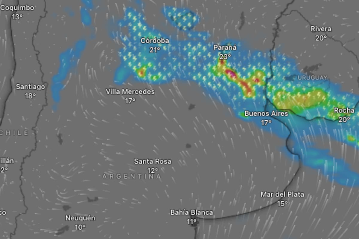 Hay alerta naranja y amarilla por tormentas fuertes para este sábado 4 de abril: las provincias afectadas.