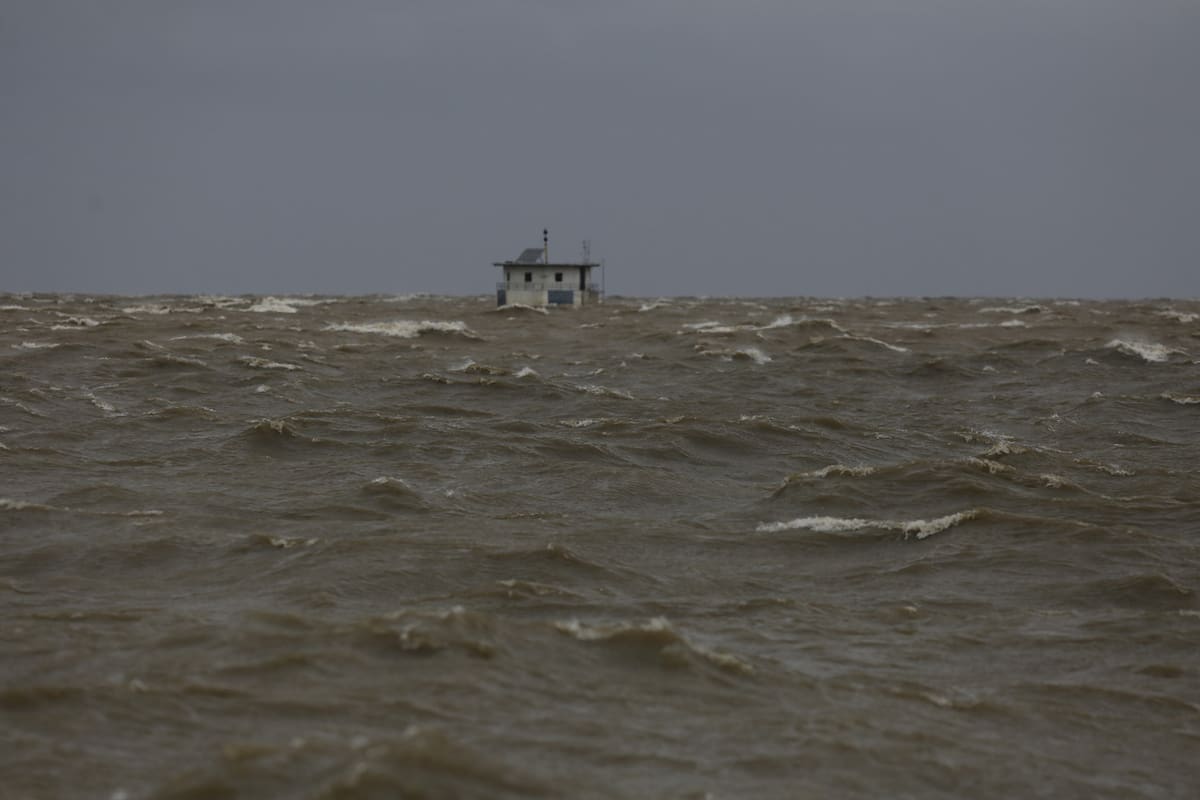 Hay alerta por sudestada para las zonas linderas al Río de la Plata