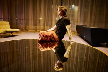 "Hay algo en mi alma que se despierta con el arte y que se sintetiza en el teatro musical", reflexiona el actor