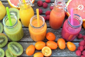 Hay bebidas que son sumamente beneficiosas para los riñones, pero solo una es la mejor, según Harvard