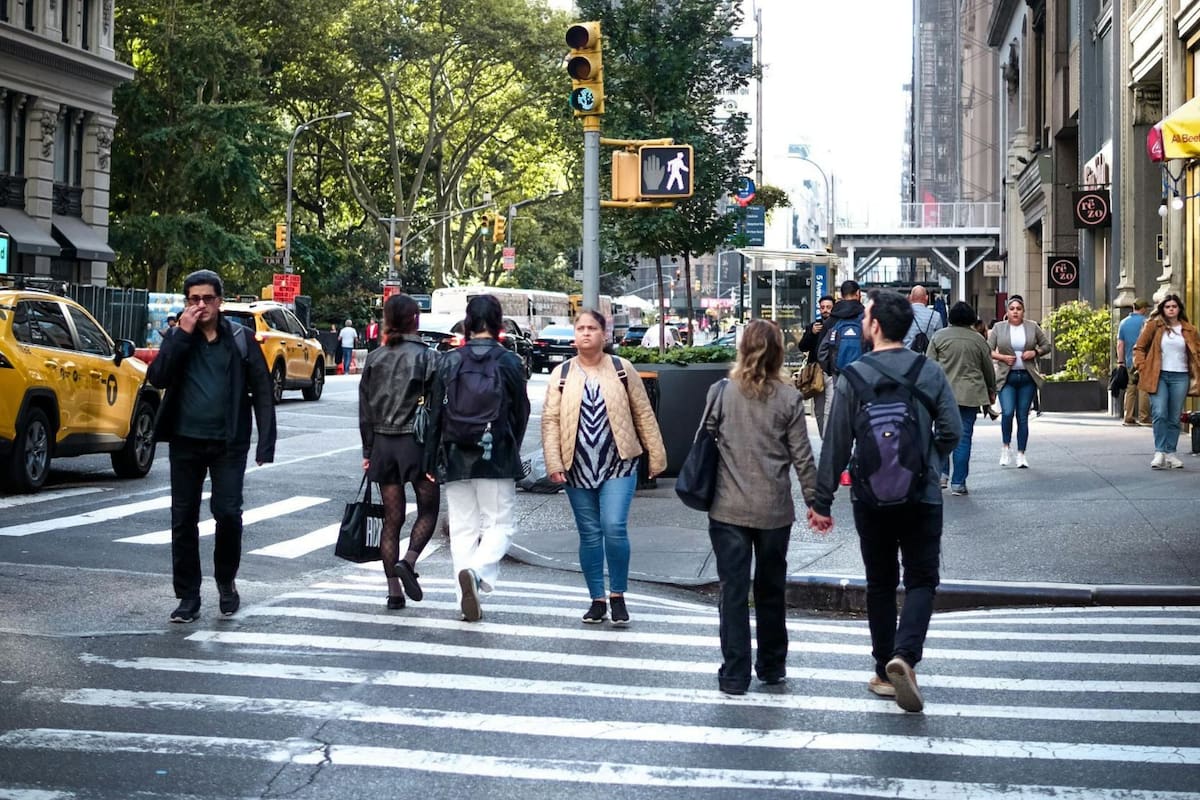 Hay ciudades de Estados Unidos que ofrecen diferentes medidas de seguridad para peatones y ciclistas (Pexels/AlexanderDuMont)
