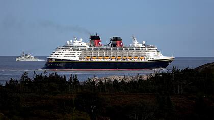 Hay cruceros más aptos para viajar con toda la familia, y otras opciones reservadas estrictamente para adultos