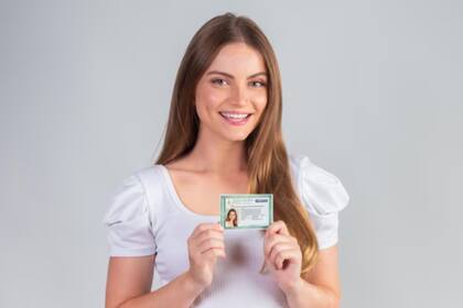 Hay documentos esenciales para los migrantes indocumentados en EE.UU. para demostrar su identidad ante las autoridades