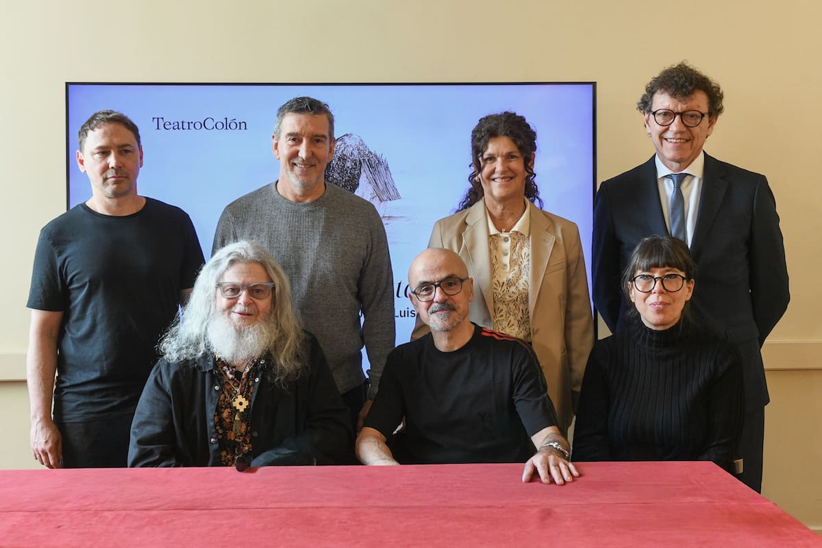 Hay equipo, en la presentación a la prensa de "Principio de éxtasis": el artista Eduardo Basualdo, Julio Bocca, la ministra de Cultura Gabriela Ricardes, el director del Teatro Colón Gerardo Griego (arriba), Gustavo Santaolla, el coreógrafo Goyo Montero y la escenógrafa Mariana Tirantte
