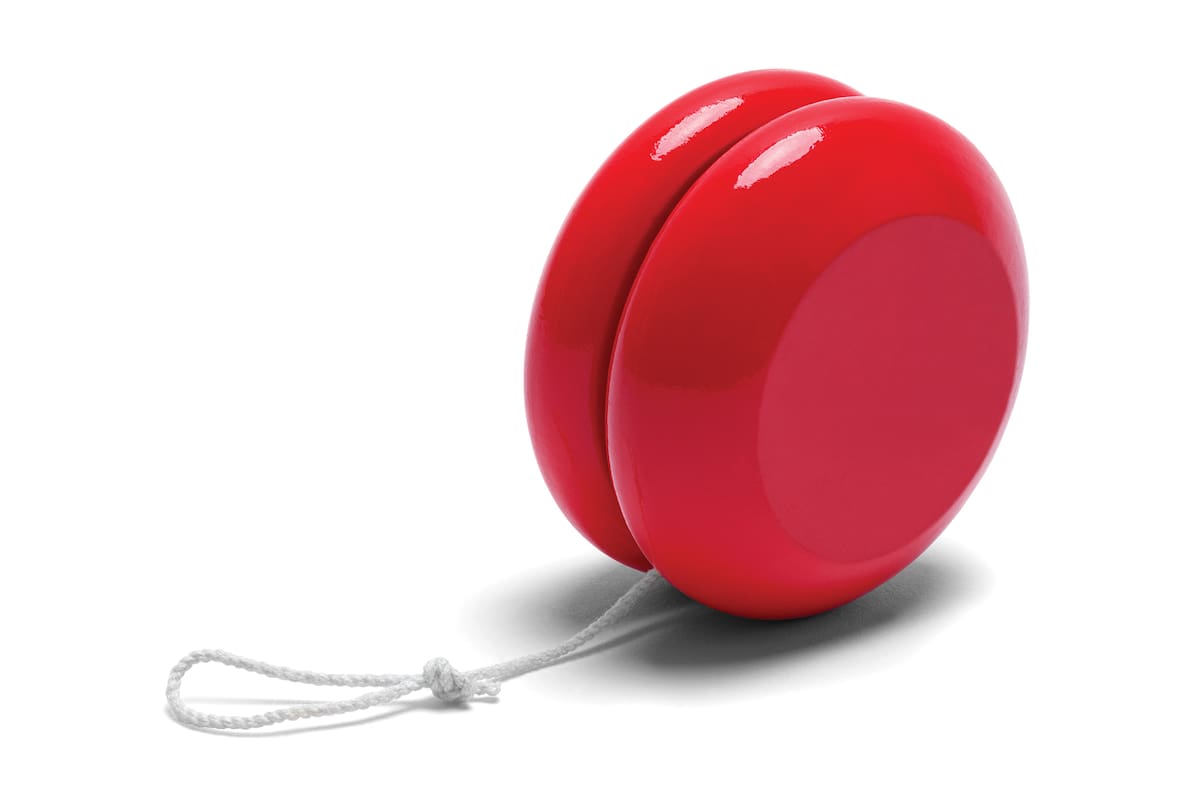 Hay evidencias de su existencia desde el siglo V a. C. en Grecia y en China.