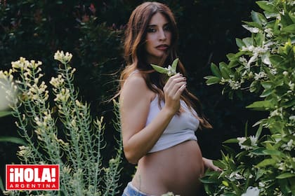 “Hay momentos en que estoy tranquila y otros en que me siento una mujer cósmica, mucho más luminosa y energética", dice Córdova, recién llegada de unas mini vacaciones en Europa.